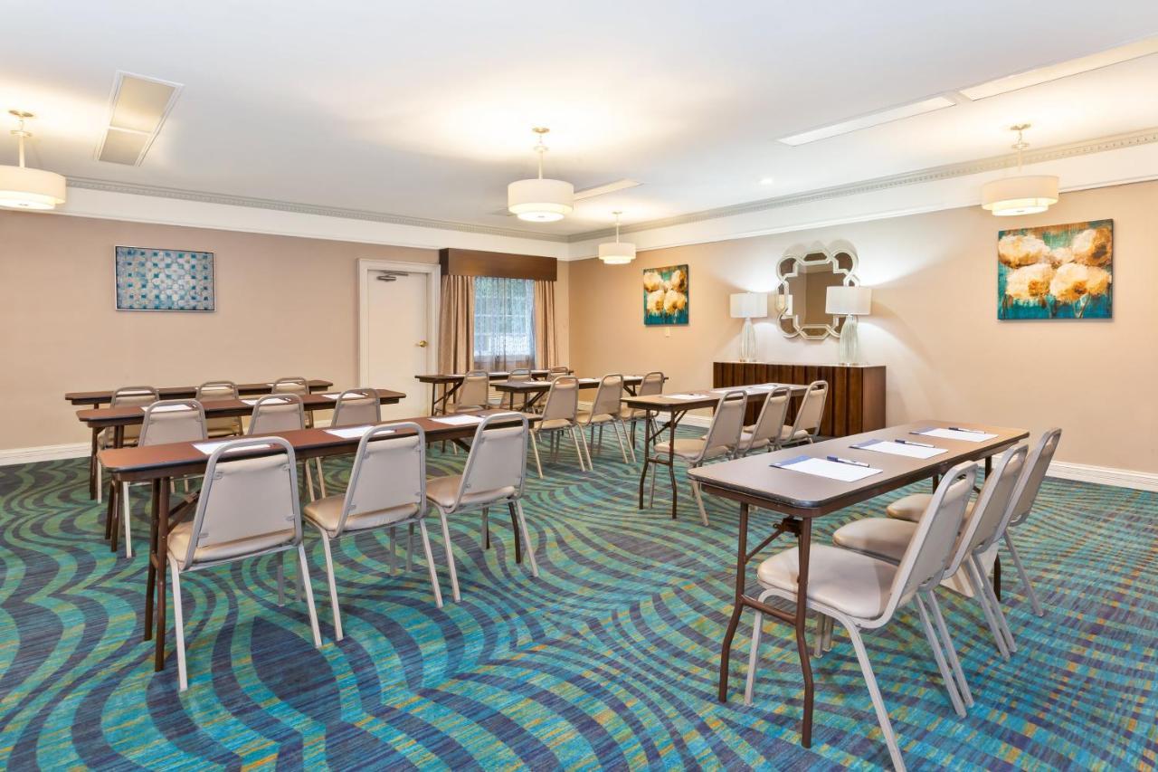 Holiday Inn Express & Suites Carmel North - Westfield By Ihg Eksteriør billede
